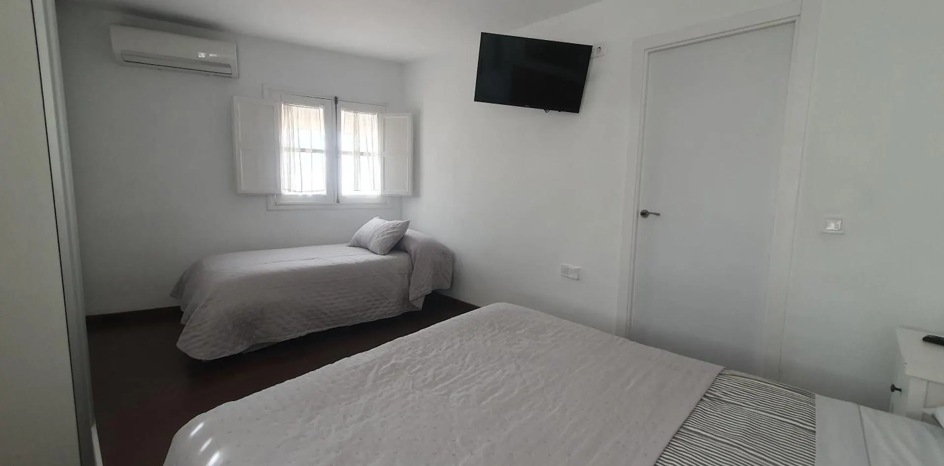 Apartment Seville Mirador Puerta Carmona 0*,